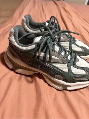 Lacoste Women's Gray and White Chunky Athletic Sneakers